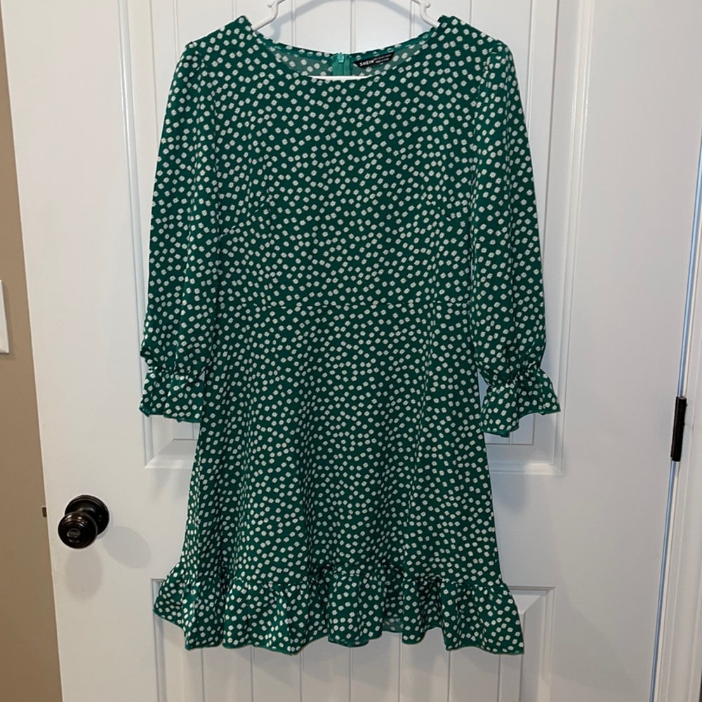 Green floral dress size large